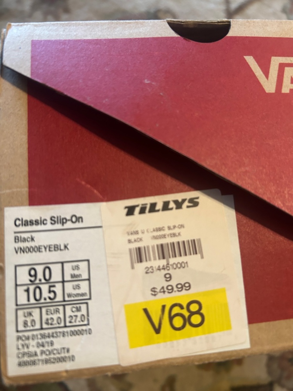 Like new in box. Vans Black & White Classic Slip-On Canvas Mens 9 women 10.5 - Picture 7 of 8